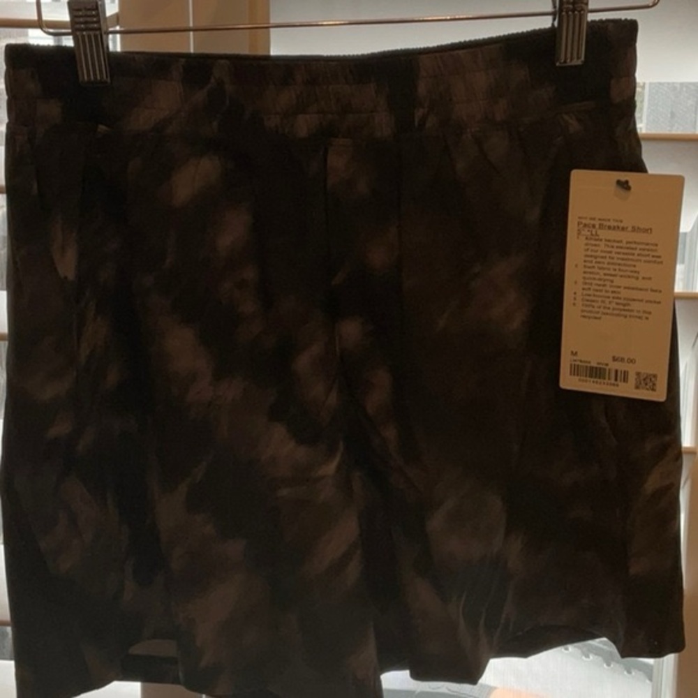 Lululemon Pace Breaker Short 5 LL